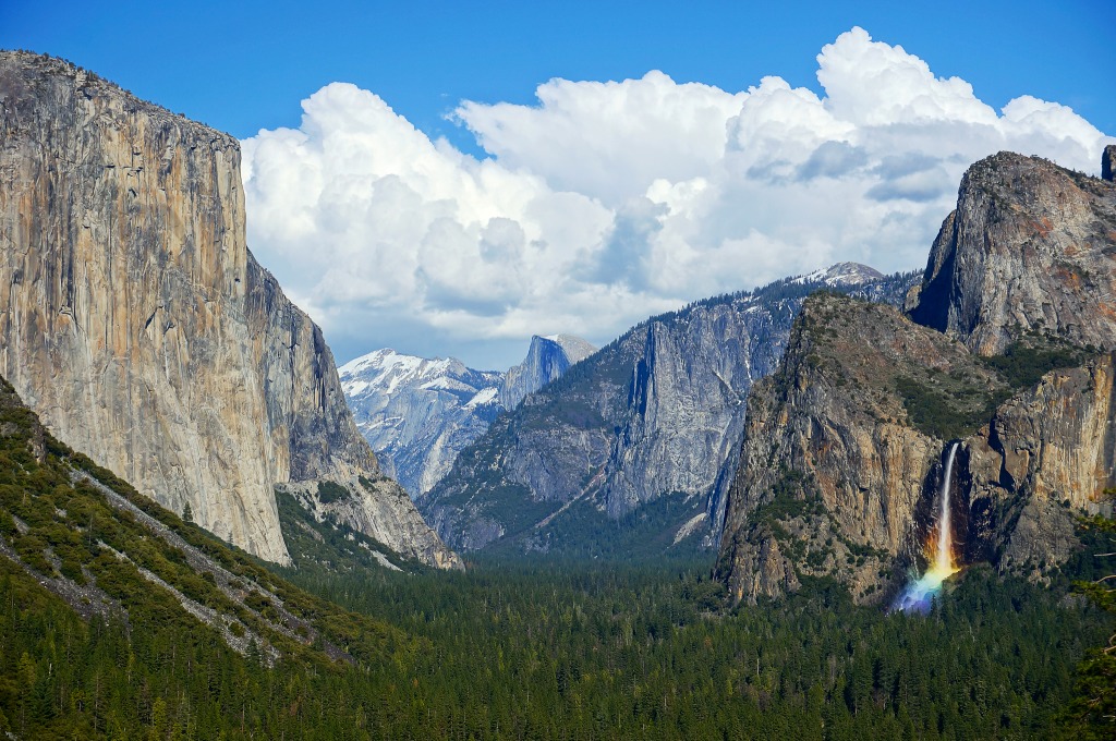 Tunnel View, Yosemite National Park jigsaw puzzle in Waterfalls puzzles on TheJigsawPuzzles.com