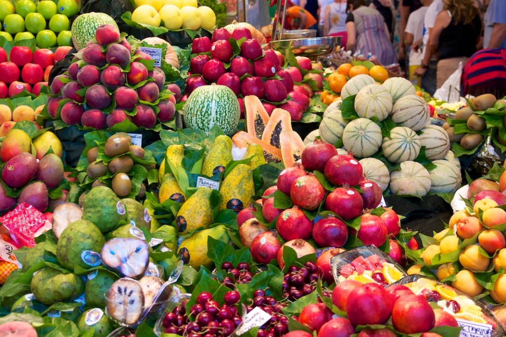 Boqueria Food Market in Barcelona jigsaw puzzle in Fruits & Veggies puzzles on TheJigsawPuzzles.com
