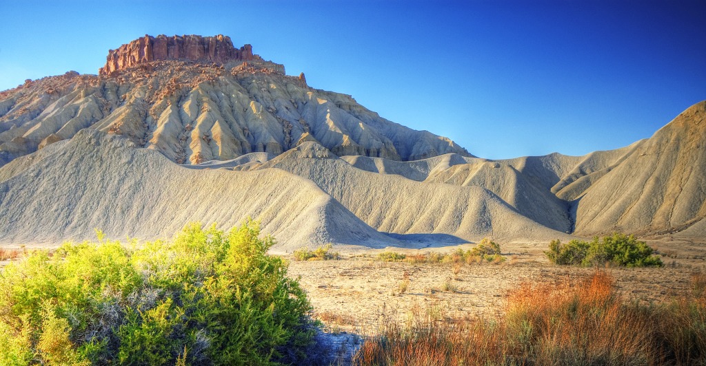 Butte, Capitol Reef National Park jigsaw puzzle in Great Sightings puzzles on TheJigsawPuzzles.com