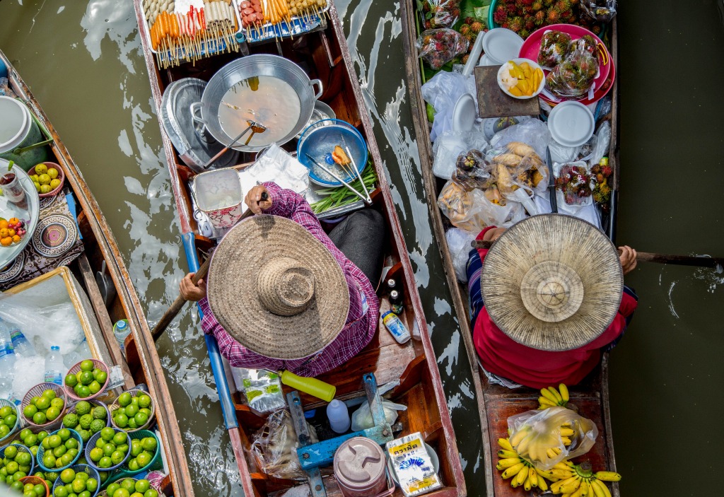 Floating Market in Thailand jigsaw puzzle in People puzzles on TheJigsawPuzzles.com
