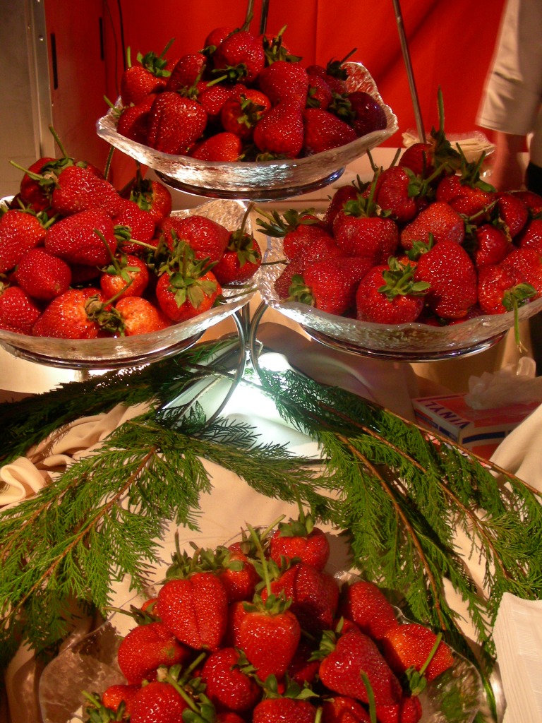 Strawberries jigsaw puzzle in Fruits & Veggies puzzles on TheJigsawPuzzles.com