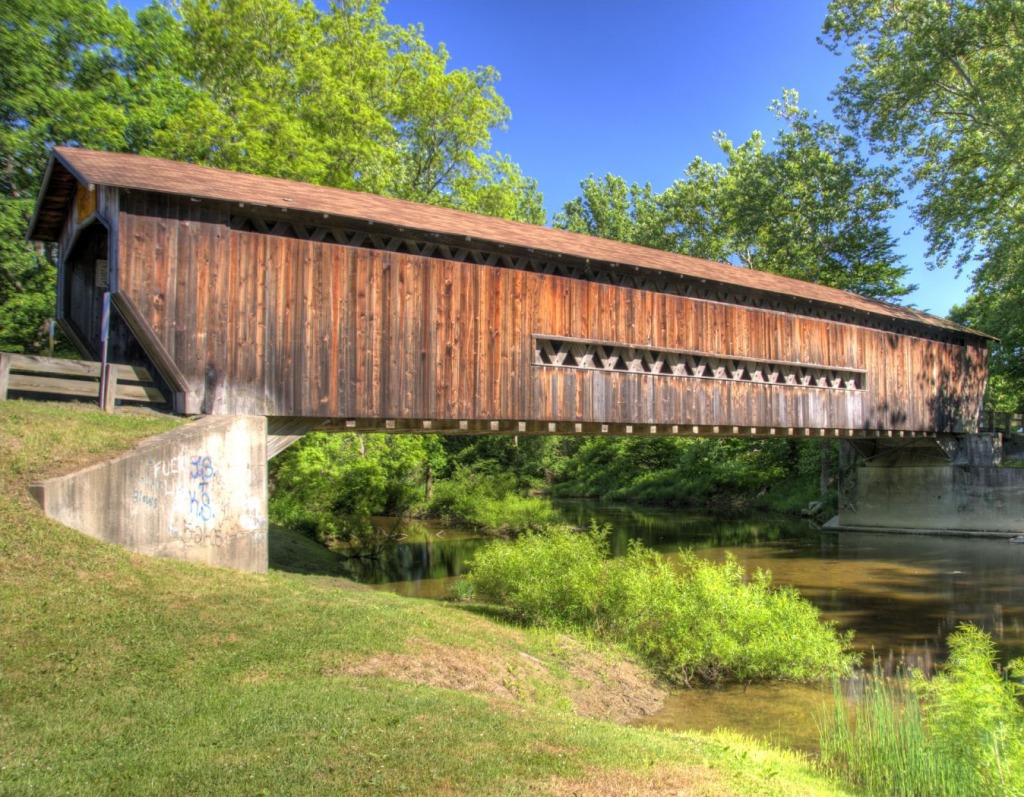 Benetka Road Covered Bridge, Ohio jigsaw puzzle in Bridges puzzles on TheJigsawPuzzles.com