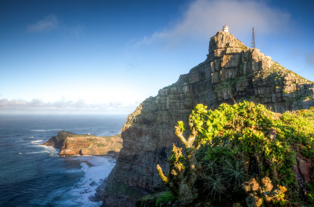Cape Point Lighthouse jigsaw puzzle in Great Sightings puzzles on TheJigsawPuzzles.com