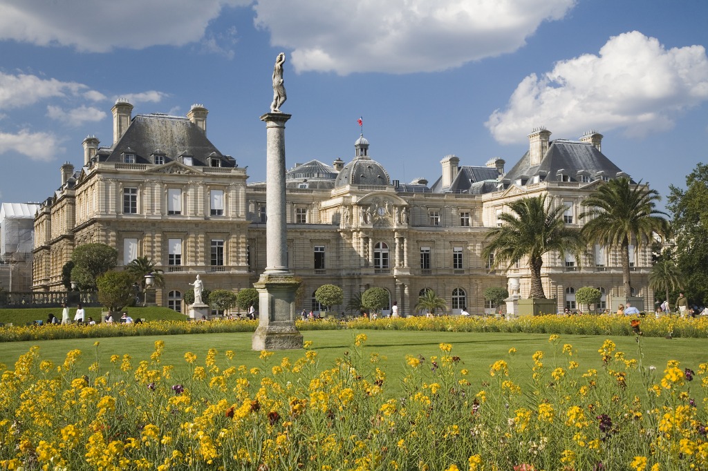 The Palace de Luxembourg, Paris jigsaw puzzle in Castles puzzles on TheJigsawPuzzles.com