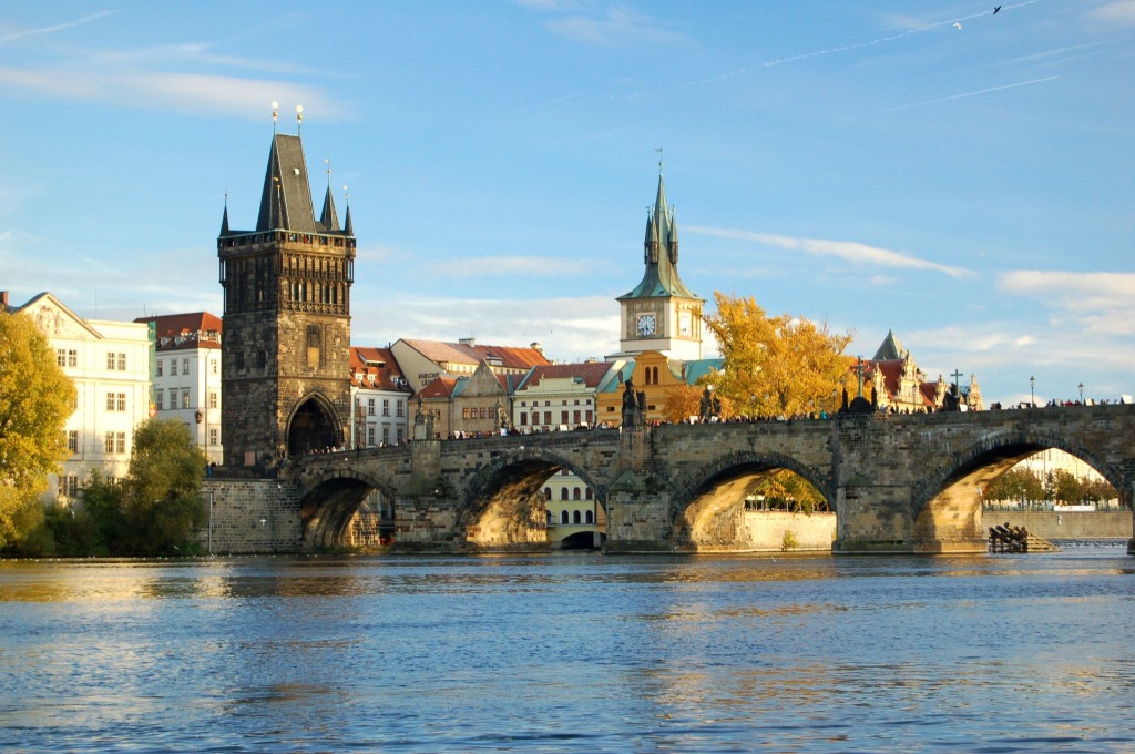 Staré Město and the Charles Bridge, Prague jigsaw puzzle in Bridges puzzles on TheJigsawPuzzles.com