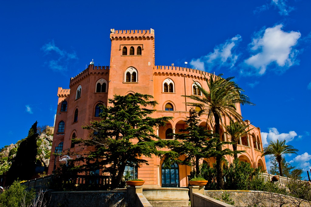 Utveggio, Palermo, Italy jigsaw puzzle in Castles puzzles on TheJigsawPuzzles.com