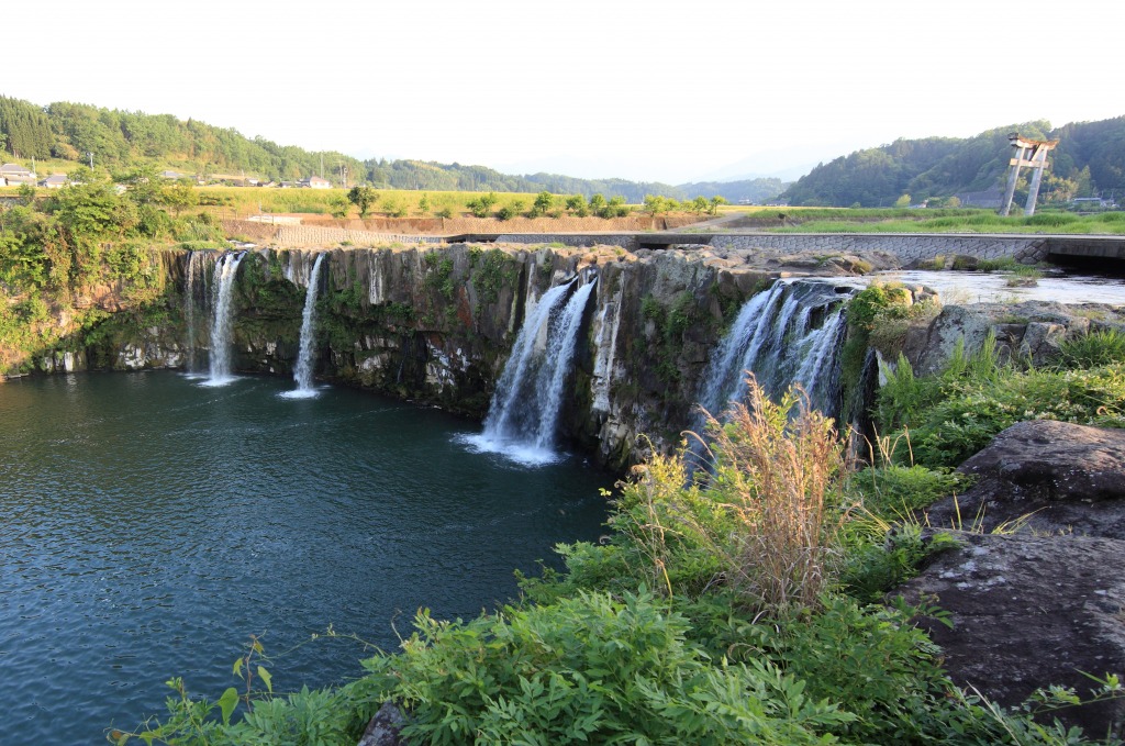 Harajiri Waterfall, Japan jigsaw puzzle in Waterfalls puzzles on TheJigsawPuzzles.com