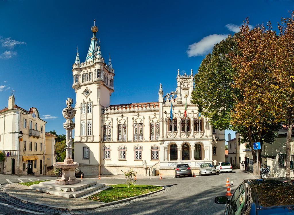 Sintra Town Council, Portugal jigsaw puzzle in Castles puzzles on TheJigsawPuzzles.com