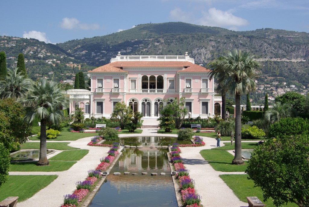 Villa Ephrussi de Rothschild, Cap Ferrat, France jigsaw puzzle in Street View puzzles on TheJigsawPuzzles.com