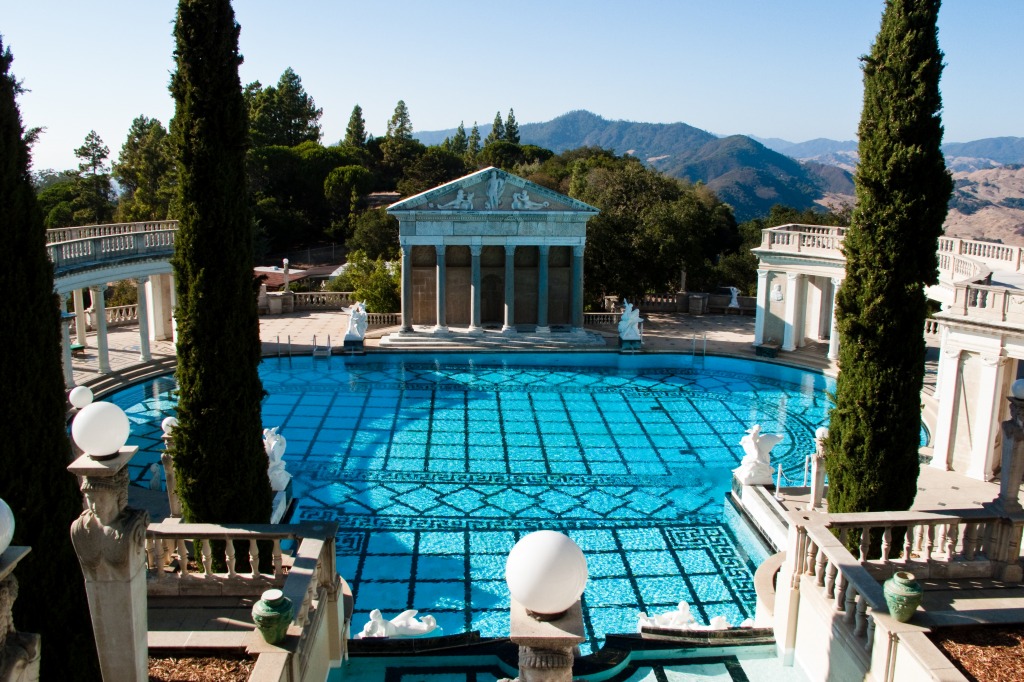 Neptune Pool at Hearst Castle jigsaw puzzle in Castles puzzles on TheJigsawPuzzles.com