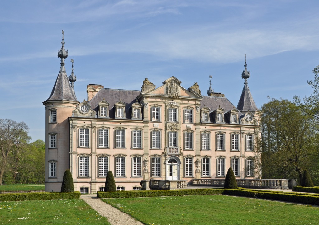 The Poeke Castle, Aalter, Belgium jigsaw puzzle in Castles puzzles on TheJigsawPuzzles.com
