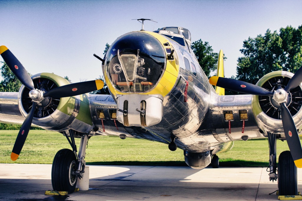 B-17G Flying Fortress jigsaw puzzle in Aviation puzzles on TheJigsawPuzzles.com