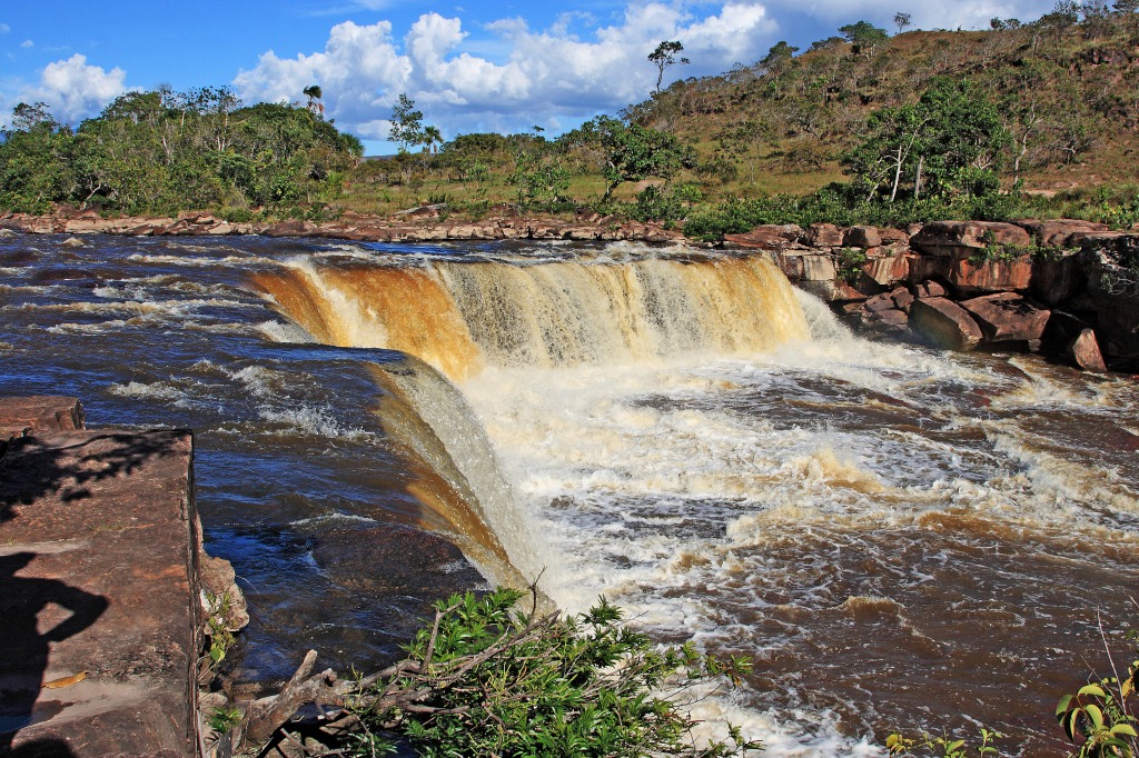 Waterfall in Gran Sabana, Venezuela jigsaw puzzle in Waterfalls puzzles on TheJigsawPuzzles.com