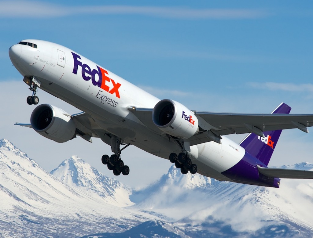 FedEx Boeing 777F jigsaw puzzle in Aviation puzzles on TheJigsawPuzzles.com