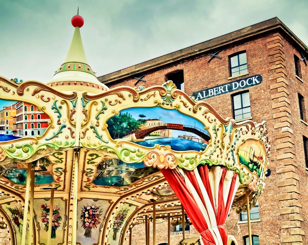 Carousel, Albert Dock, Liverpool jigsaw puzzle in Street View puzzles on TheJigsawPuzzles.com