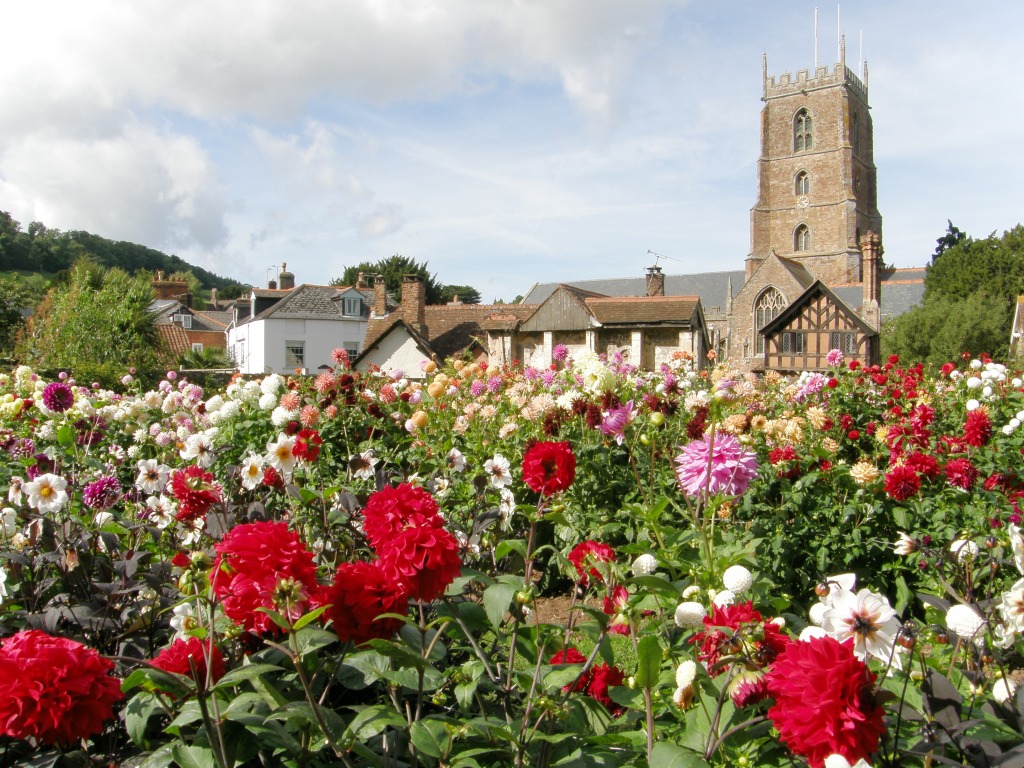 Dunster Castle Dahlias jigsaw puzzle in Castles puzzles on TheJigsawPuzzles.com