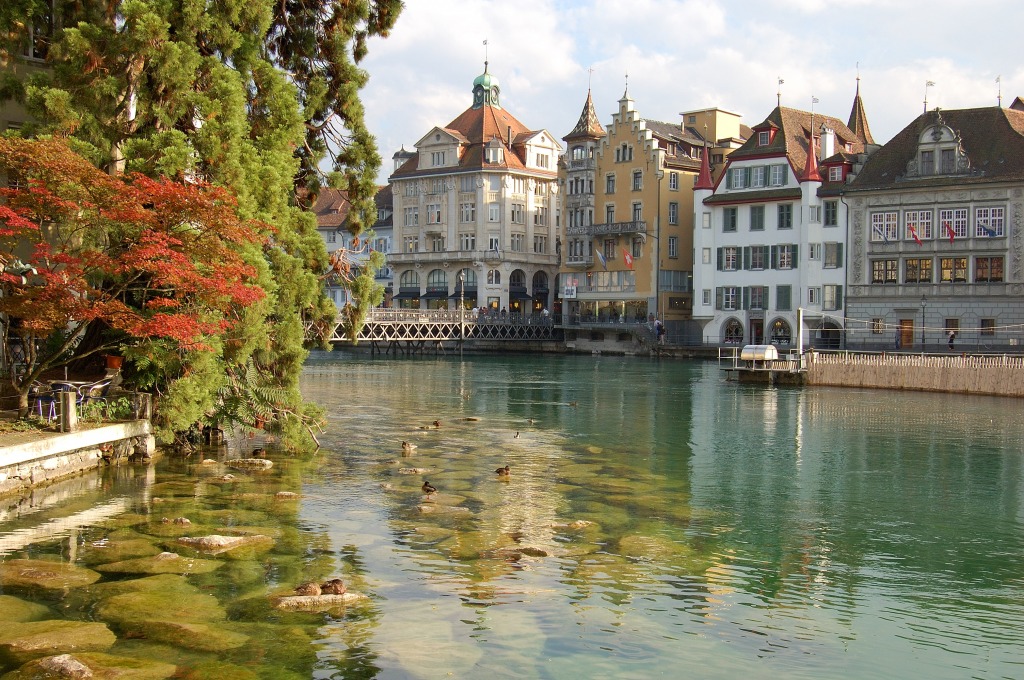 Old Town of Lucerne, Switzerland jigsaw puzzle in Bridges puzzles on TheJigsawPuzzles.com