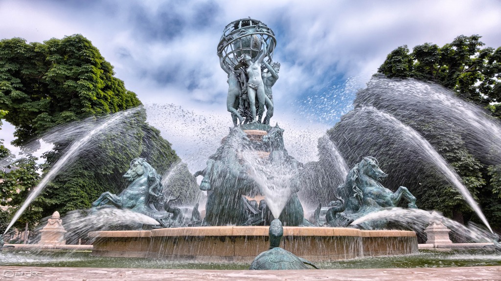 Fontaine de l'Observatoire, Paris jigsaw puzzle in Waterfalls puzzles on TheJigsawPuzzles.com