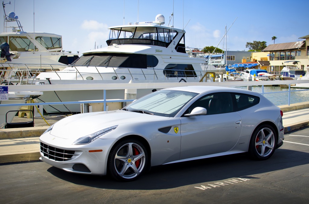 Ferrari FF, Newport Beach jigsaw puzzle in Cars & Bikes puzzles on TheJigsawPuzzles.com