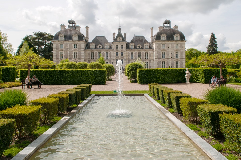 Château de Cheverny, France jigsaw puzzle in Castles puzzles on TheJigsawPuzzles.com