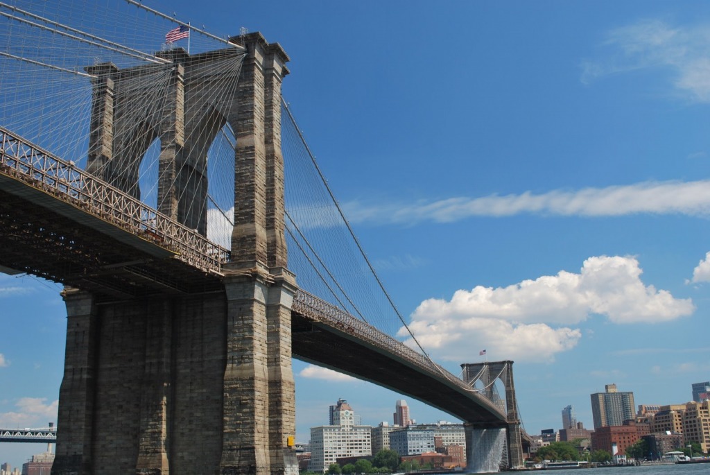 Brooklyn Bridge Waterfall jigsaw puzzle in Waterfalls puzzles on TheJigsawPuzzles.com