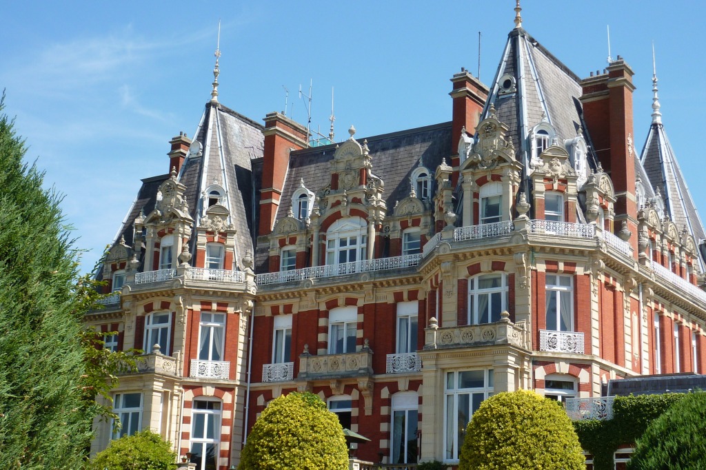Chateau Impney, Droitwich, England jigsaw puzzle in Castles puzzles on TheJigsawPuzzles.com