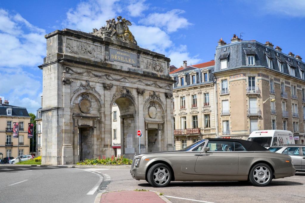 Rolls-Royce Phantom Drophead Coupé jigsaw puzzle in Puzzle of the Day puzzles on TheJigsawPuzzles.com