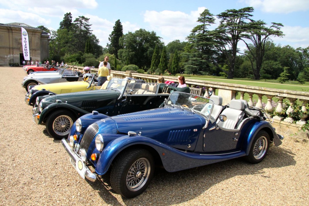 Morgan Sports Car Club jigsaw puzzle in Cars & Bikes puzzles on TheJigsawPuzzles.com