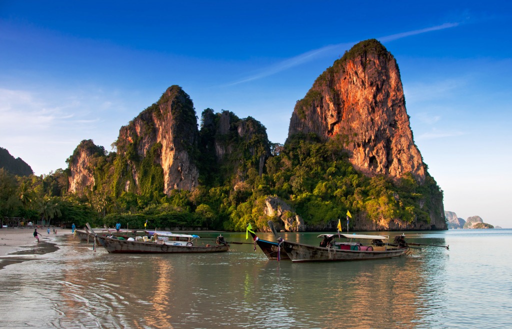 Railay Beach, Krabi, Thailand jigsaw puzzle in Puzzle of the Day puzzles on TheJigsawPuzzles.com