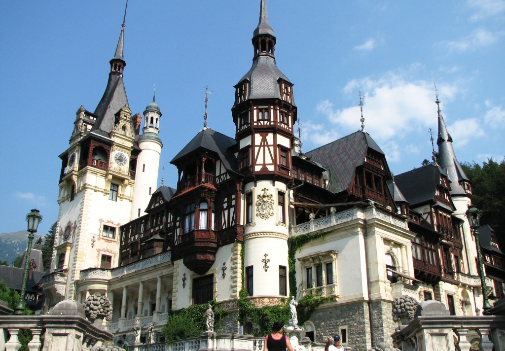 Peleş Castle, Sinaia, Romania jigsaw puzzle in Castles puzzles on TheJigsawPuzzles.com