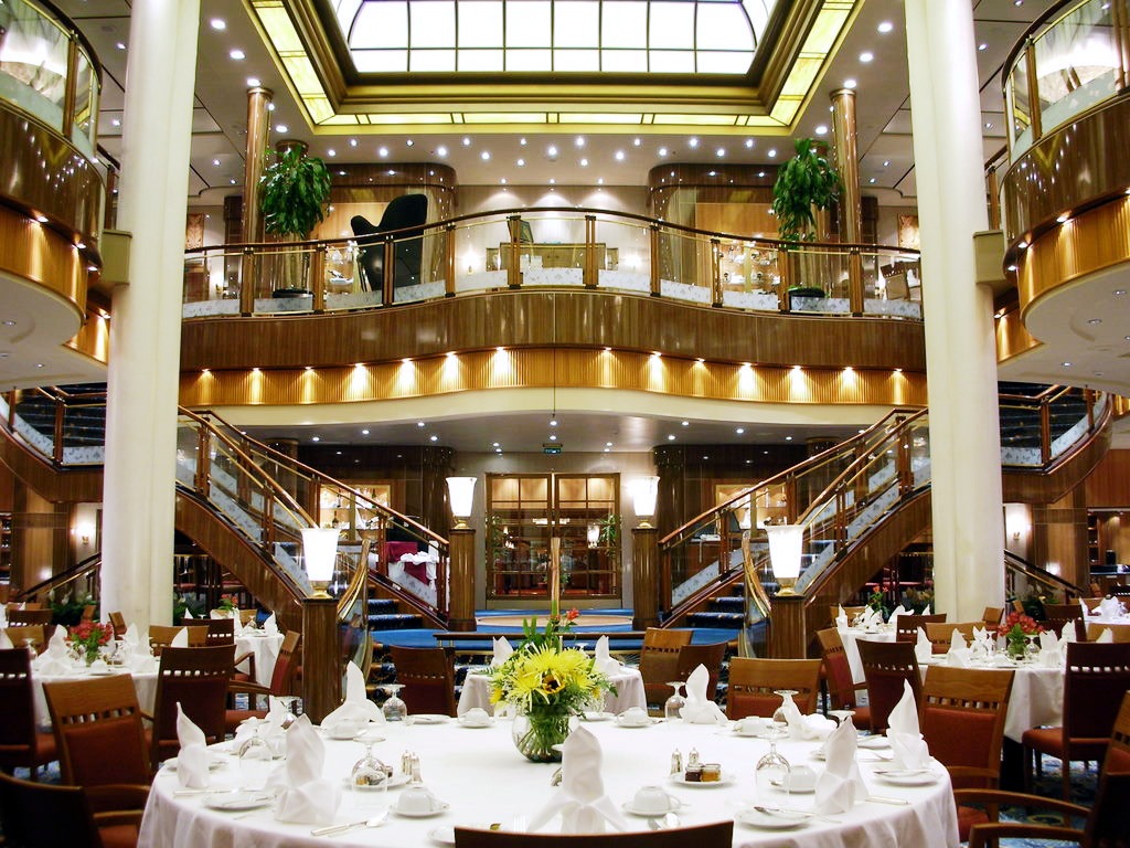 Britannia Restaurant, Queen Mary jigsaw puzzle in Puzzle of the Day puzzles on TheJigsawPuzzles.com