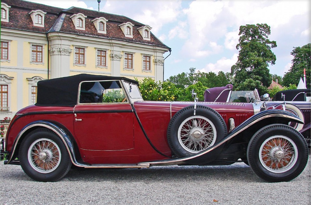 Car Show, Ludwigsburg Castle, Germany jigsaw puzzle in Cars & Bikes puzzles on TheJigsawPuzzles.com