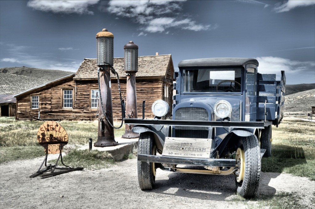 1927 Dodge Graham, Bodie Ghost Town jigsaw puzzle in Cars & Bikes puzzles on TheJigsawPuzzles.com