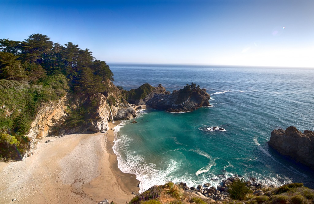 McWay Falls, Big Sur, California jigsaw puzzle in Waterfalls puzzles on TheJigsawPuzzles.com