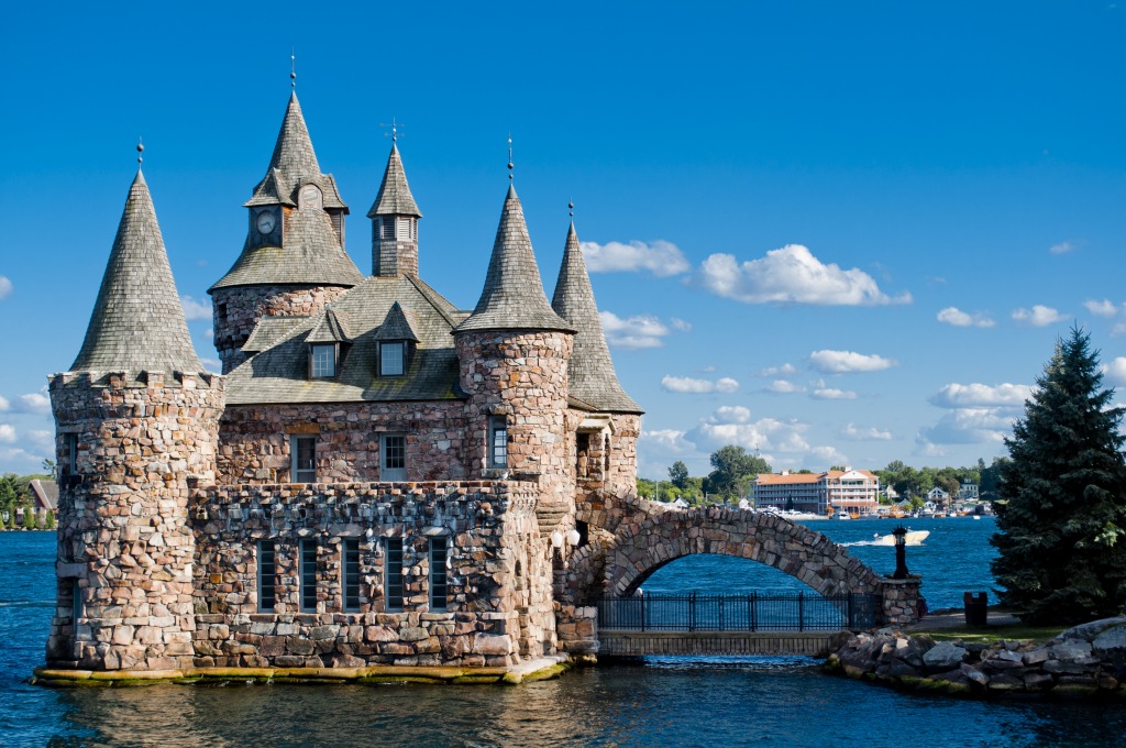 Boldt Castle in the Thousand Islands jigsaw puzzle in Castles puzzles on TheJigsawPuzzles.com