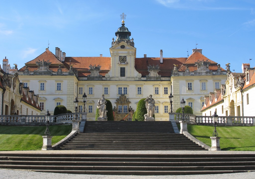 Valtice Castle, Czech Republic jigsaw puzzle in Castles puzzles on TheJigsawPuzzles.com