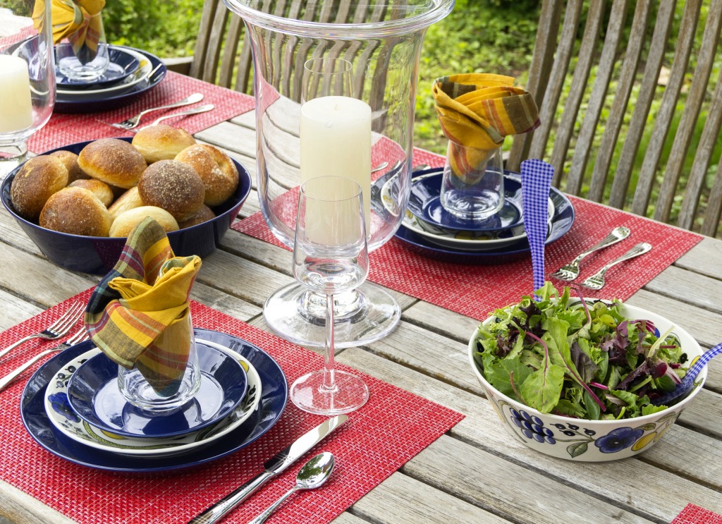 Table Setting jigsaw puzzle in Food & Bakery puzzles on TheJigsawPuzzles.com