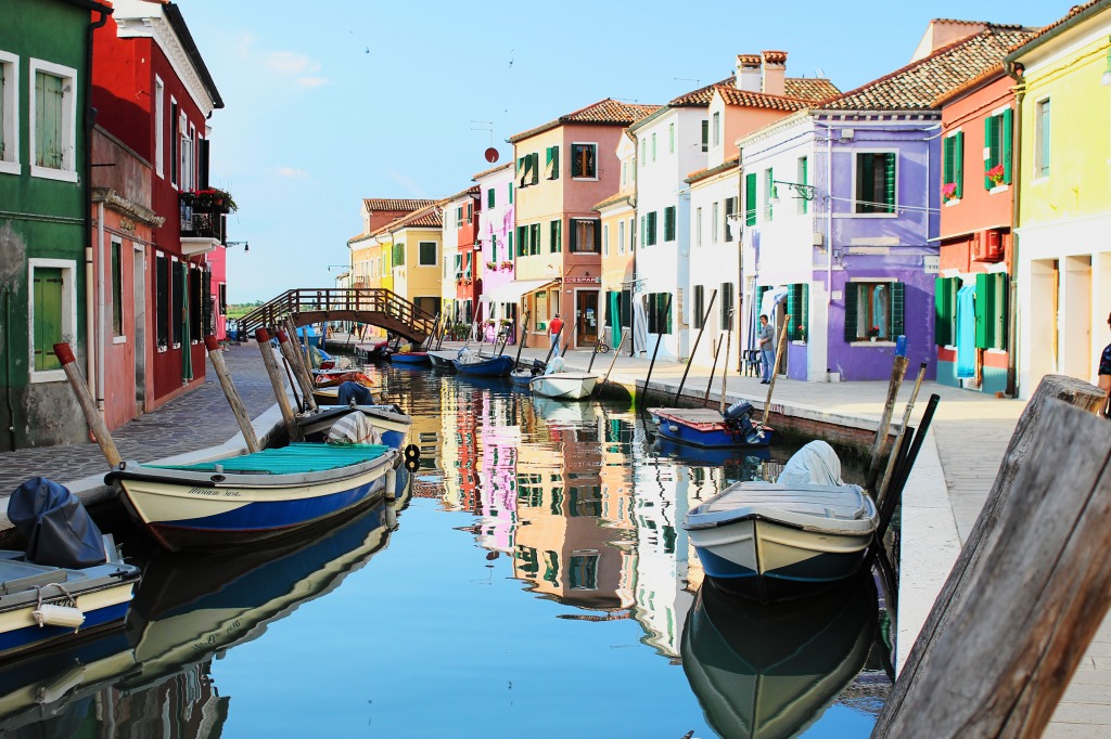 Burano, Venice jigsaw puzzle in Bridges puzzles on TheJigsawPuzzles.com