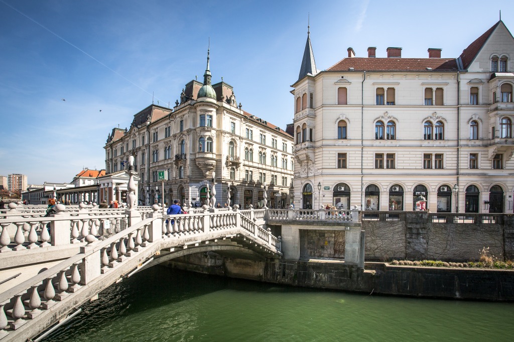 Ljubljana, Slovenia jigsaw puzzle in Bridges puzzles on TheJigsawPuzzles.com