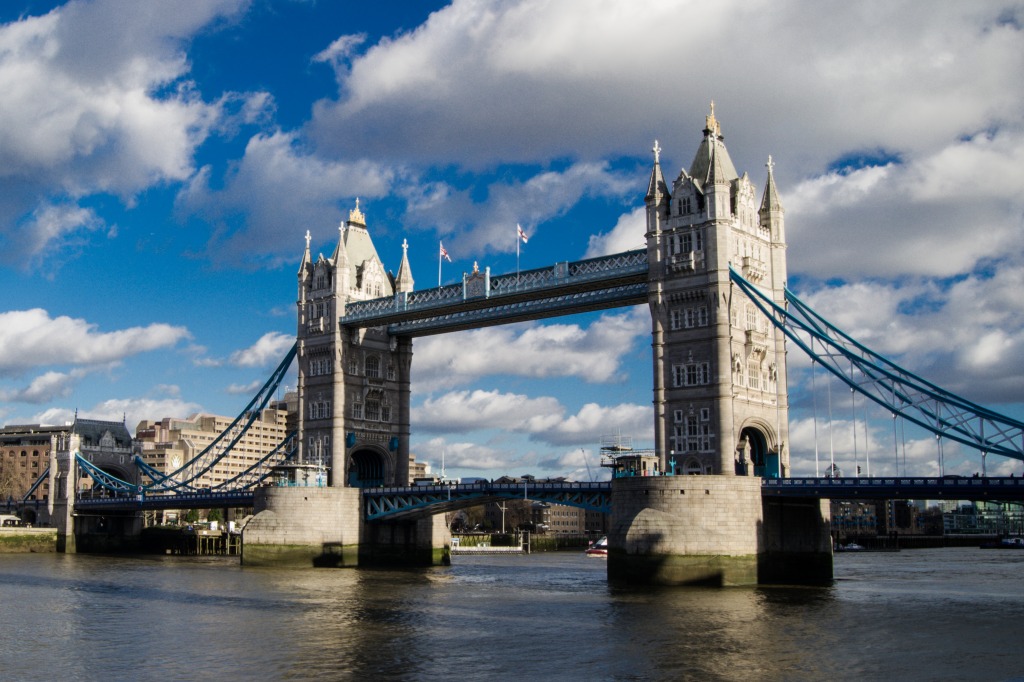 Tower Bridge, London jigsaw puzzle in Bridges puzzles on TheJigsawPuzzles.com