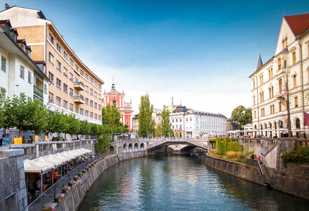 Ljubljana, Slovenia jigsaw puzzle in Bridges puzzles on TheJigsawPuzzles.com