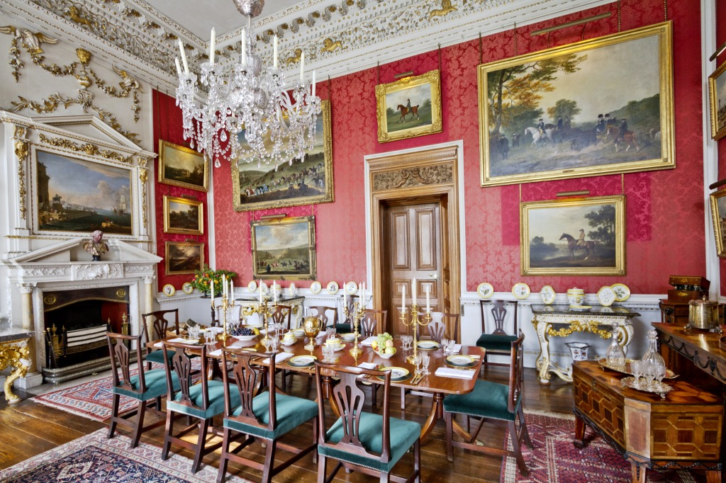 Castle Howard Crimson Dining Room jigsaw puzzle in Castles puzzles on TheJigsawPuzzles.com