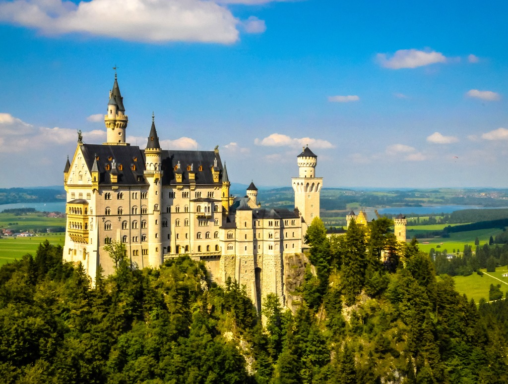 Neuschwanstein Castle, Germany jigsaw puzzle in Castles puzzles on TheJigsawPuzzles.com