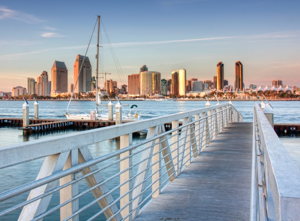 Coronado Pier, San Diego jigsaw puzzle in Street View puzzles on TheJigsawPuzzles.com