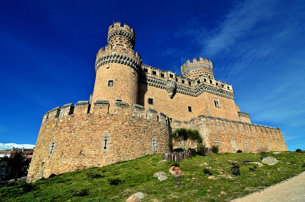 New Castle of Manzanares el Real jigsaw puzzle in Castles puzzles on TheJigsawPuzzles.com