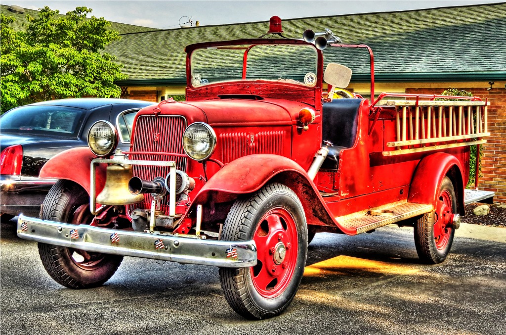 1937 Ford V8 Fire Engine jigsaw puzzle in Cars & Bikes puzzles on TheJigsawPuzzles.com