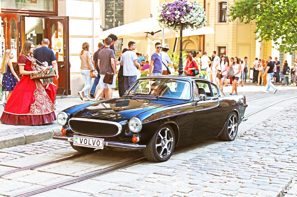 Classic Car Festival, Lviv, Ukraine jigsaw puzzle in Cars & Bikes puzzles on TheJigsawPuzzles.com