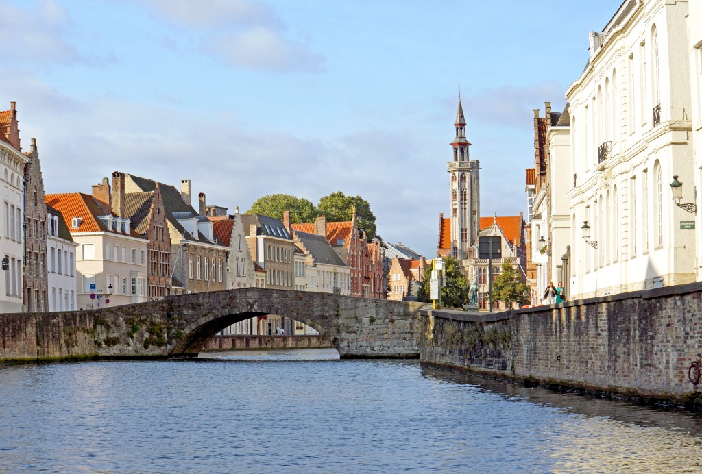 Spinolarei Canal, Bruges, Belgium jigsaw puzzle in Bridges puzzles on TheJigsawPuzzles.com