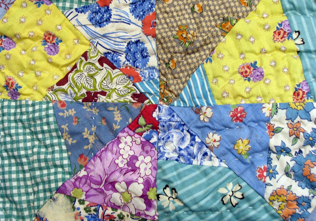 An Old Quilt jigsaw puzzle in Handmade puzzles on TheJigsawPuzzles.com