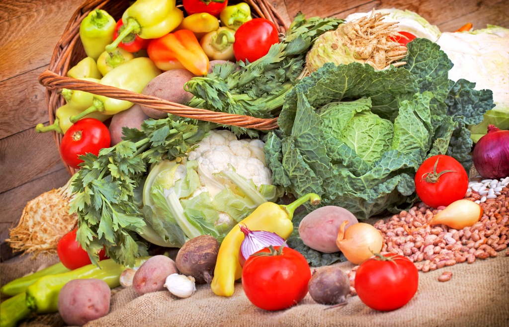 Fresh Organic Vegetables jigsaw puzzle in Fruits & Veggies puzzles on TheJigsawPuzzles.com